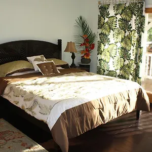 Lilikoi Bed & Breakfast